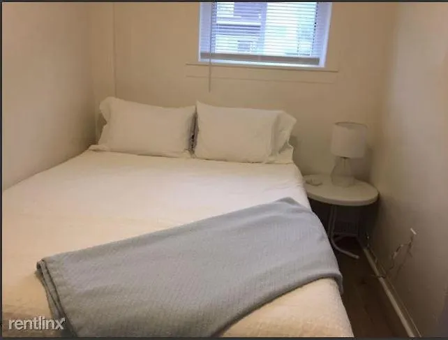 Southside Flats Cozy Quiet Luxury Apartment *